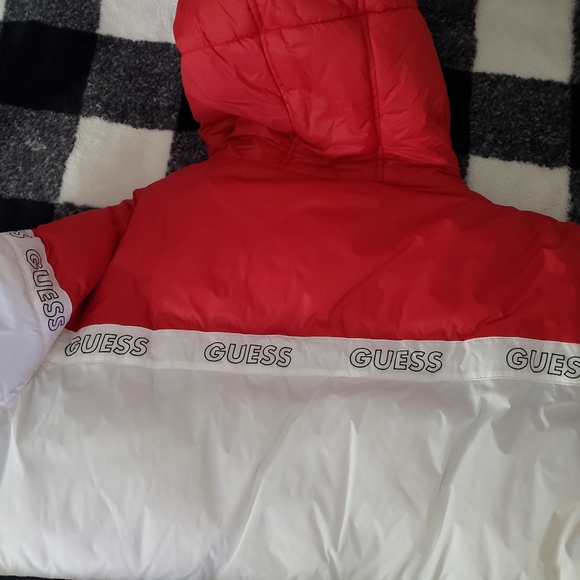 Guess puffer jacket. Xxl - Picture 3 of 10